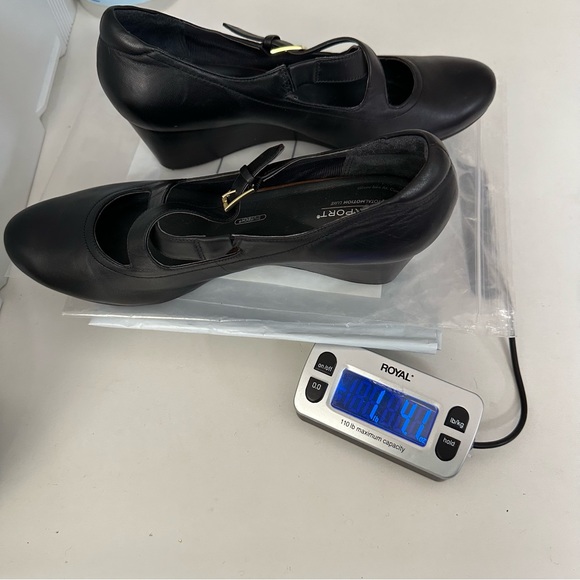 Rockport Womens Size 9.5 M Black Leather Criss Cross Soft Wedge Shoes 10… - Picture 14 of 14